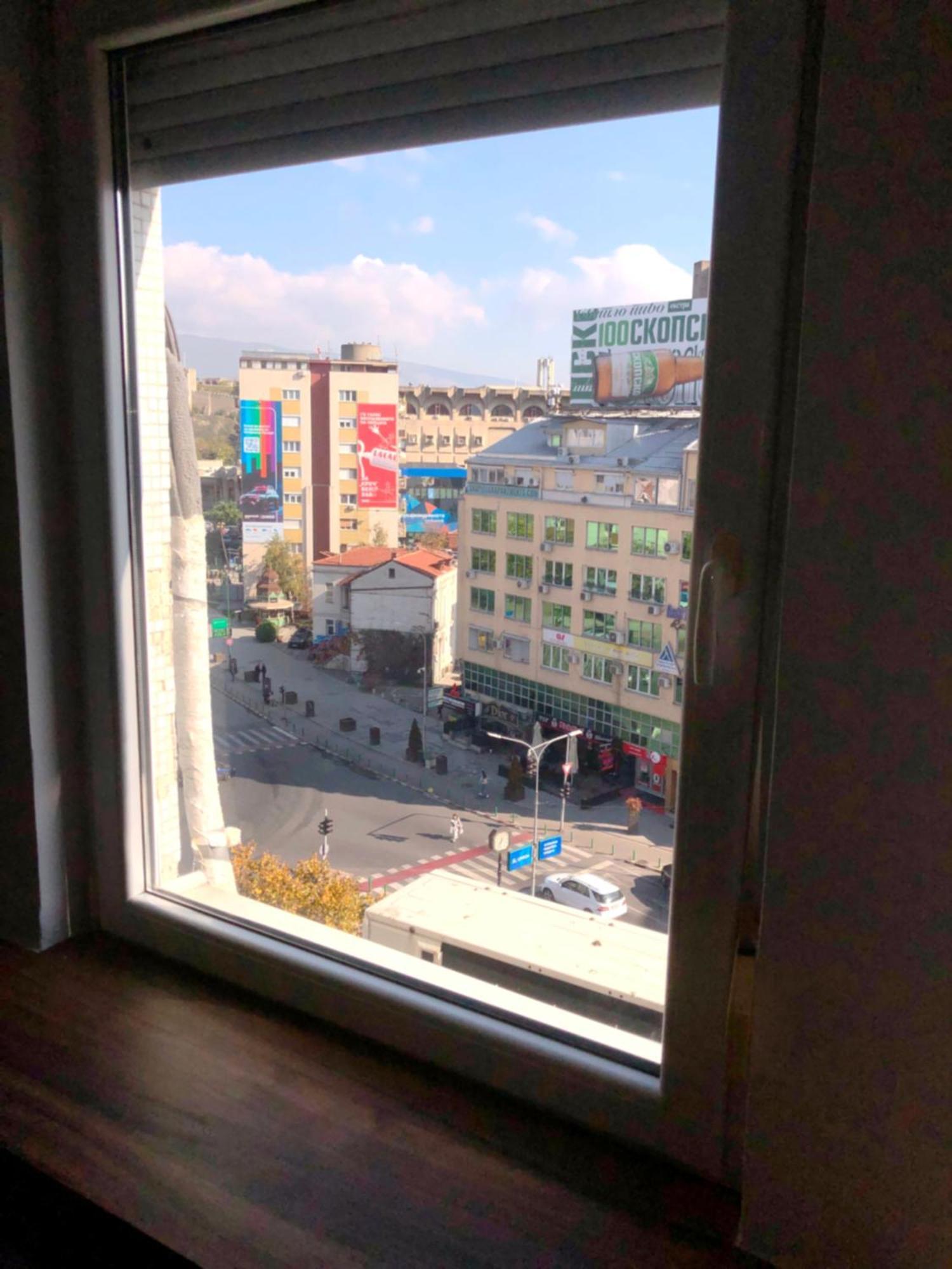 Hotel Room City Square With Great View No Parking Skopje Ngoại thất bức ảnh